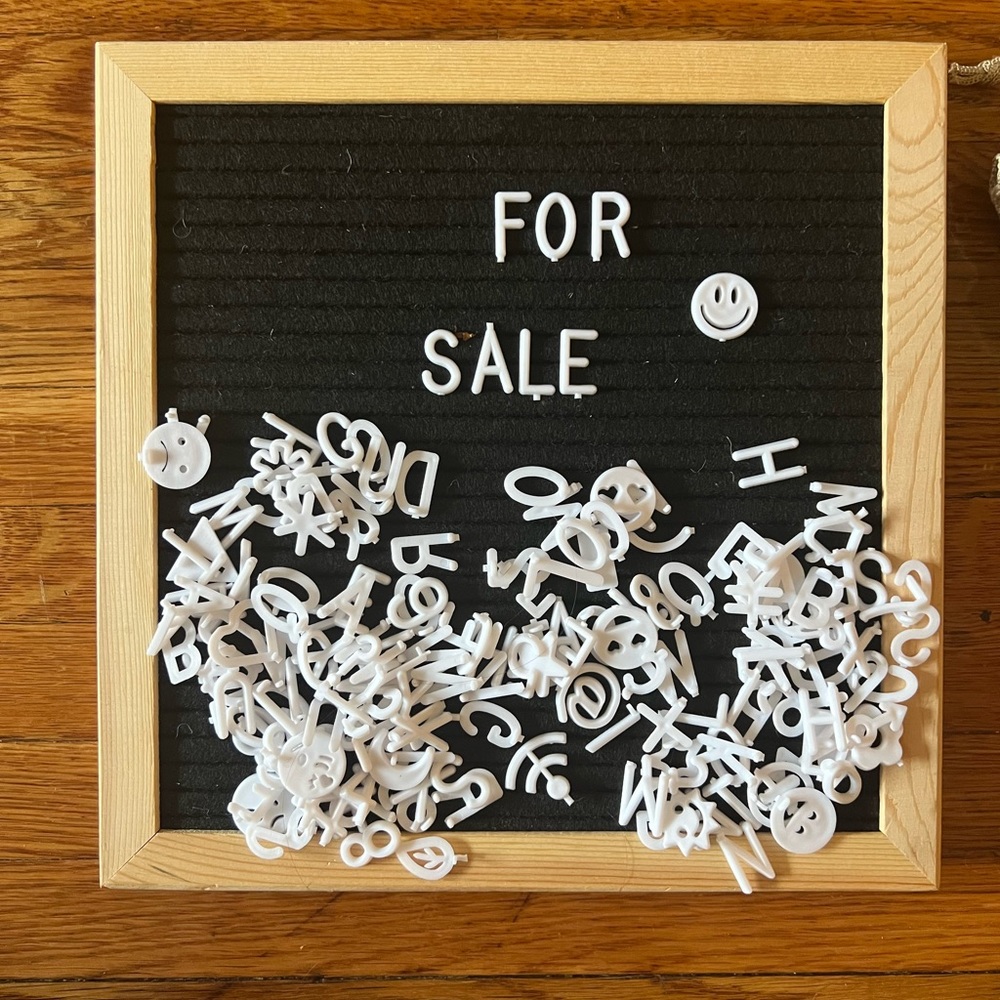 Letter board